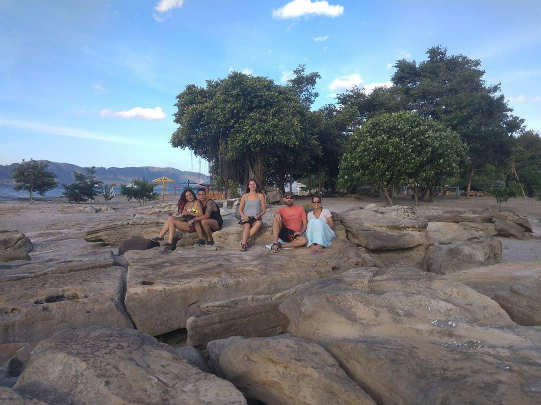 Pantai Batu Hoda Samosir Wisata Baru Danau Toba Yang Harus