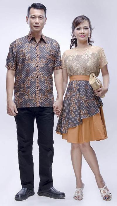 Model Baju  Batik Kombinasi Brokat Untuk Pesta Pernikahan  