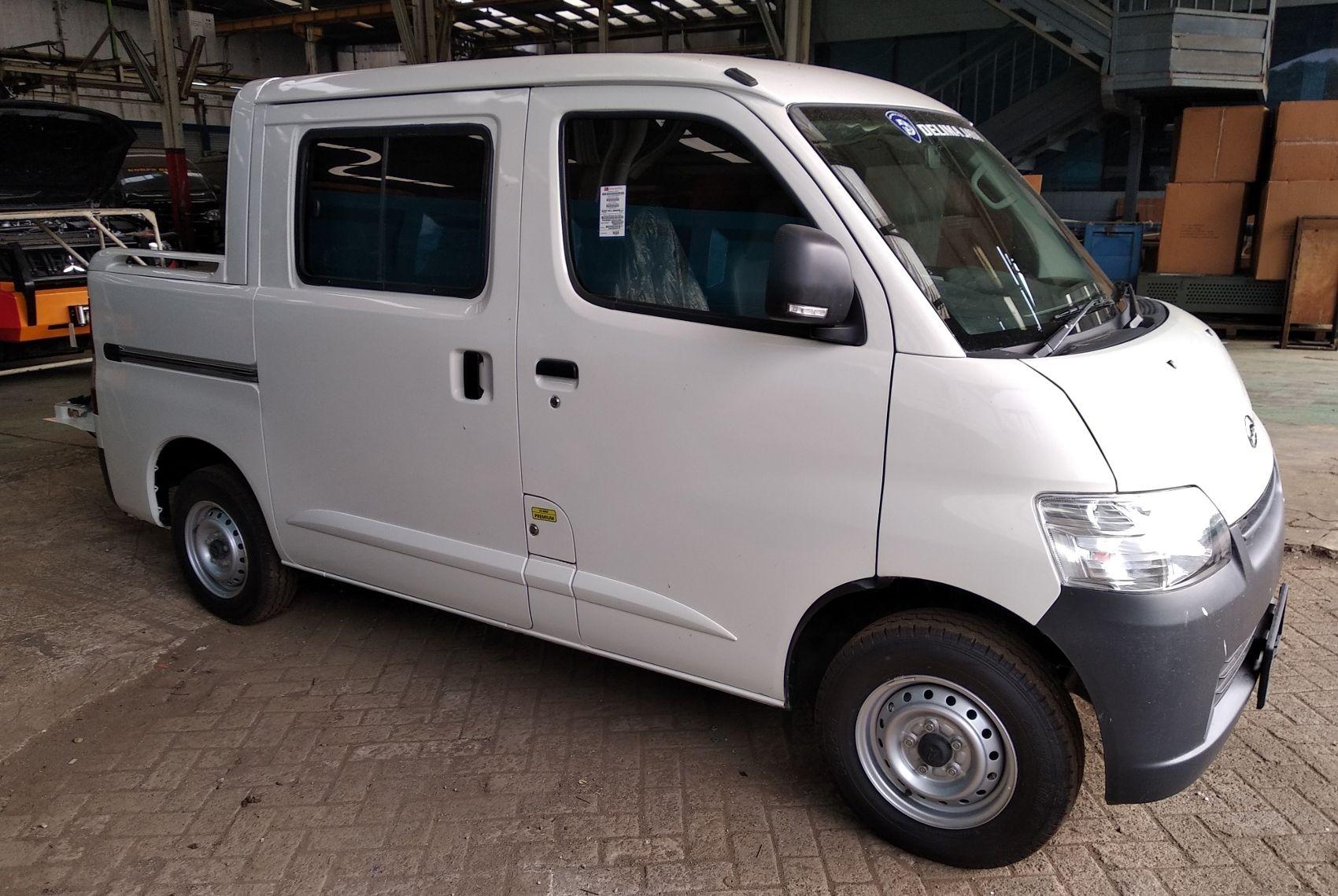 Penampakan Daihatsu Gran Max Double Cabin Di Bogor