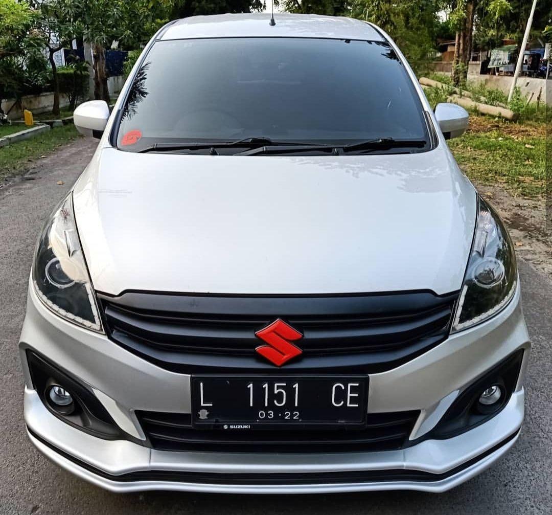 Modifikasi Suzuki Ertiga Lama Ganteng Pakai Body Kit Minimalis Kurio